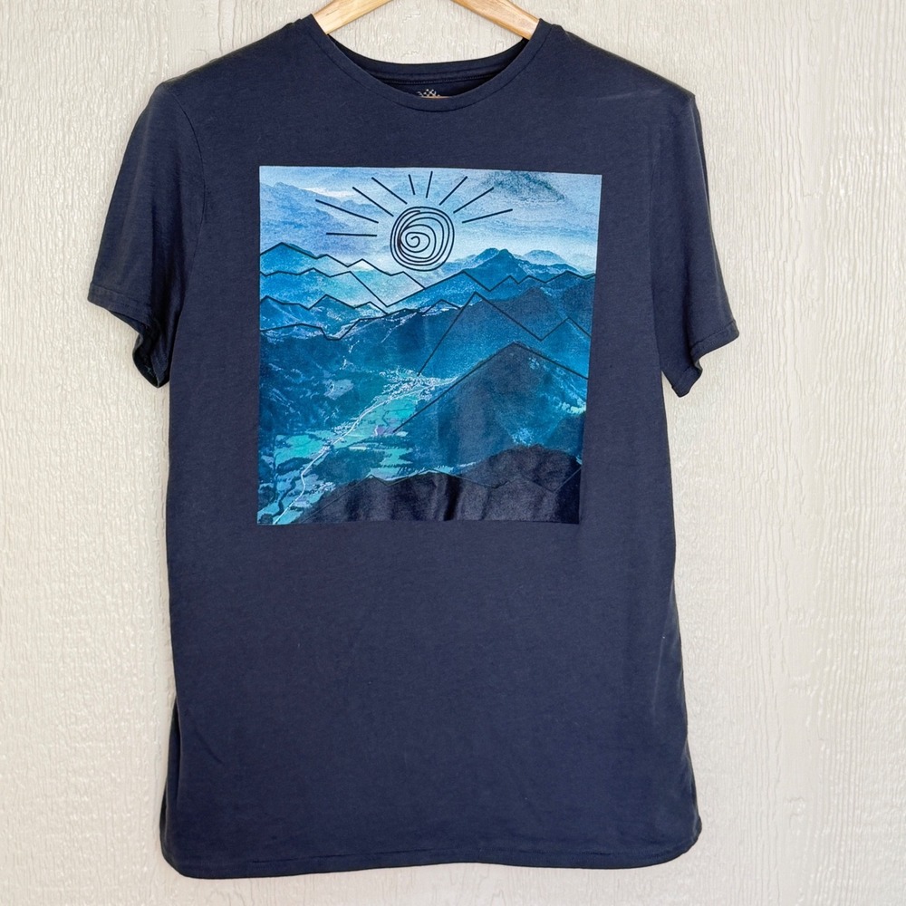 Fission Mens Large Graphic T-Shirt Mountain Sun Landscape Blue Charcoal